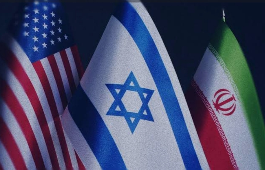 मध्यपूर्वमा विकसित पछिल्लो घटनाक्रमलाई मध्यनजर गर्दै परराष्ट्र मन्त्रालय तथा विभिन्न मुलुकस्थित नेपाली राजदूतावासहरूद्वारा आवश्यक सहयोग तथा समन्वयार्थ शेयर गरिएका सम्पर्क नम्बर र इमेल ठेगानाहरू: